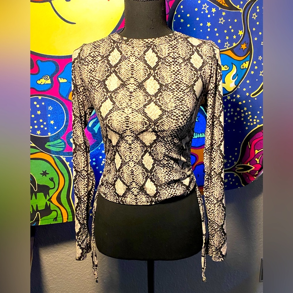 Snakeskin cinched long sleeve